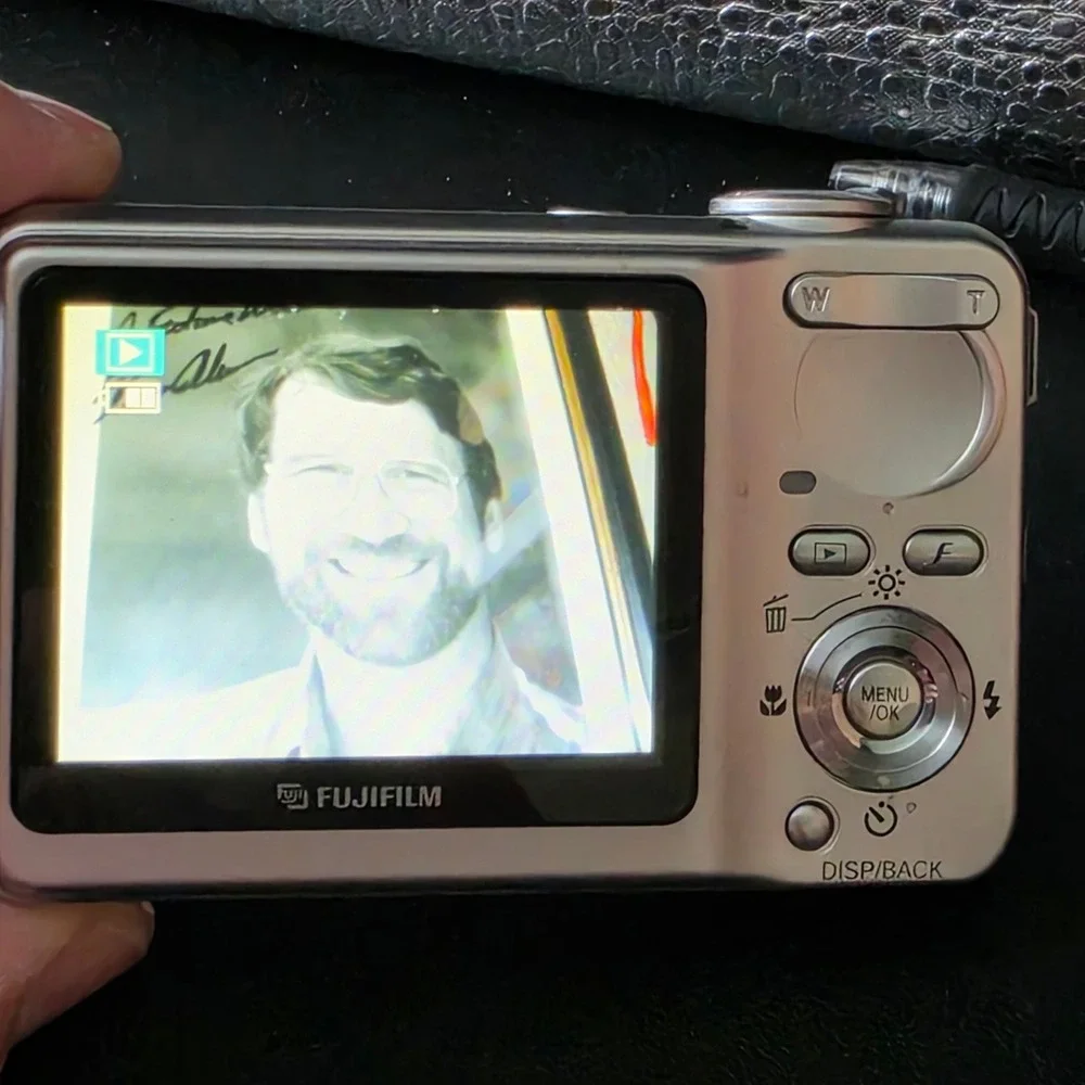 Fujifilm finepix f470
